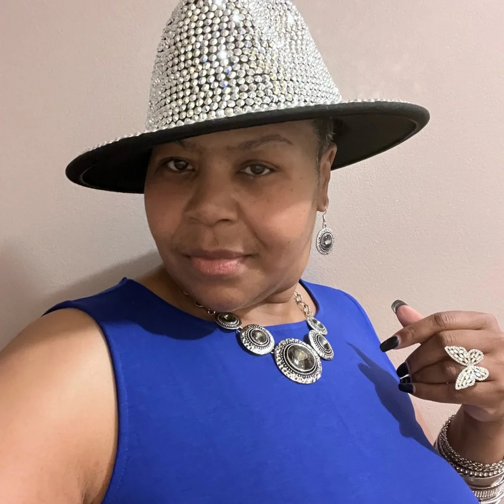 * Full Rhinestone Fedora Hat
* Rhinestone - Picture 6 of 10